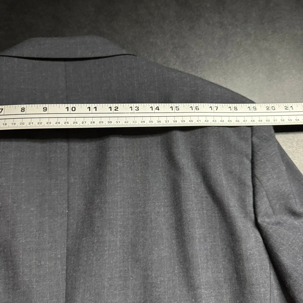 Vintage USA Christian Brooks Men's 44L 36W Wool Pinstripe‎ Two-Piece Suit